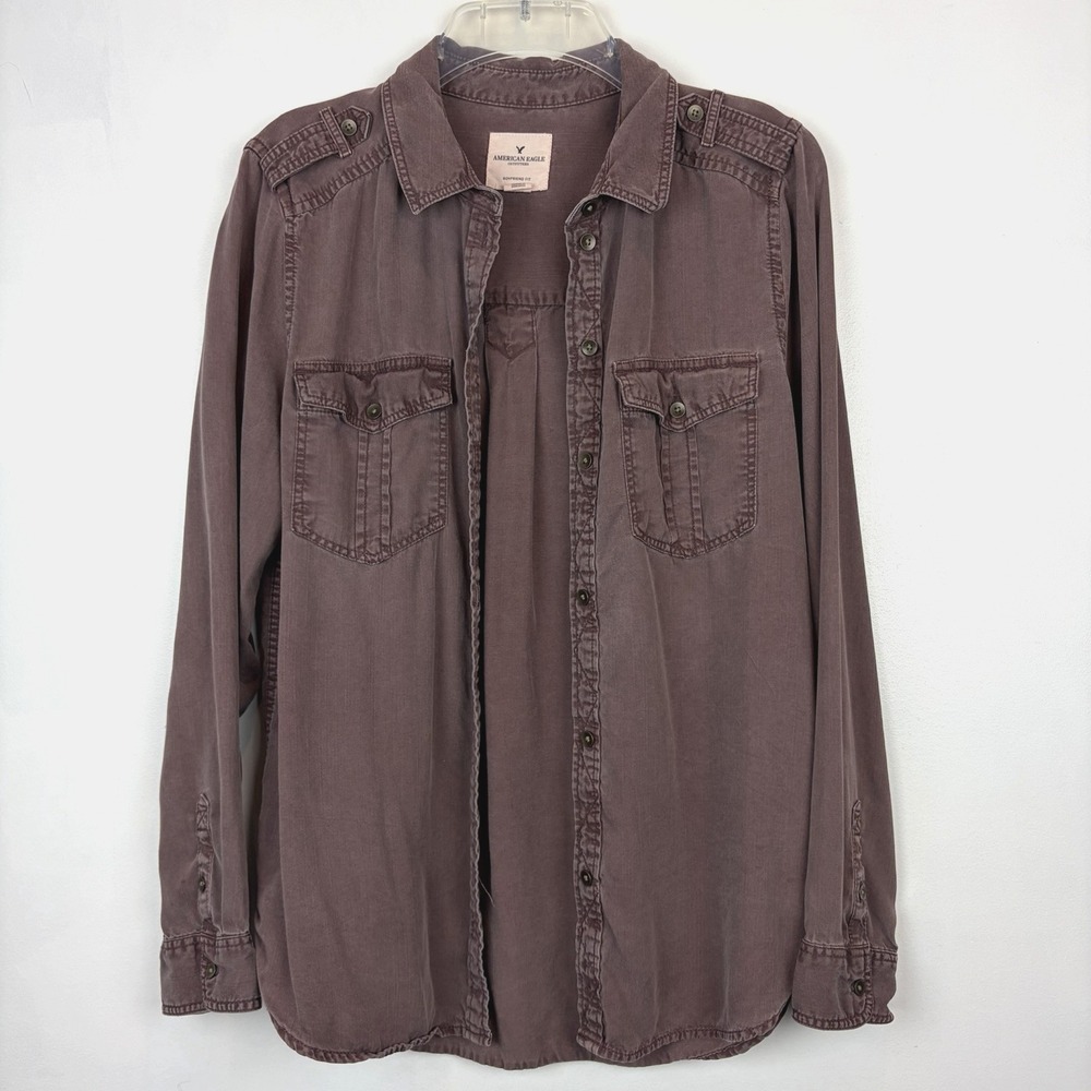 American Eagle Shirt Womens Medium Boyfriend Fit Plum Chambray Utility Button Up